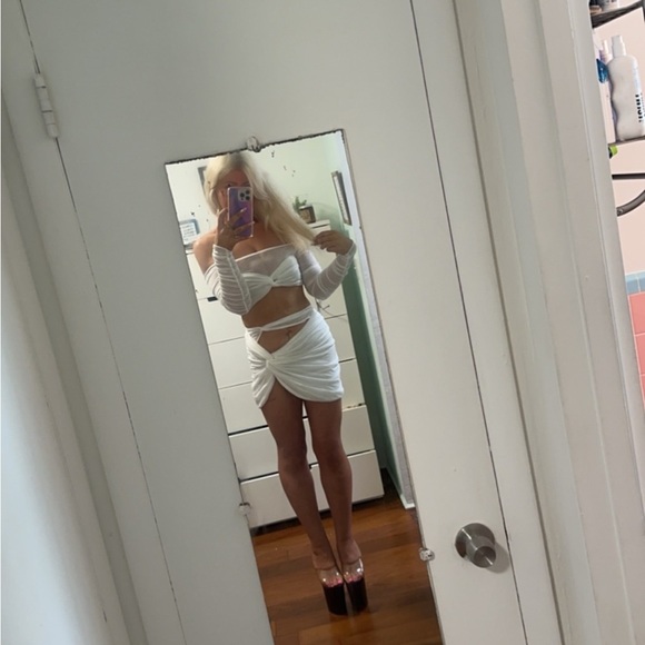 Outcast Skirt and Long Sleeve Top Set - Picture 2 of 4